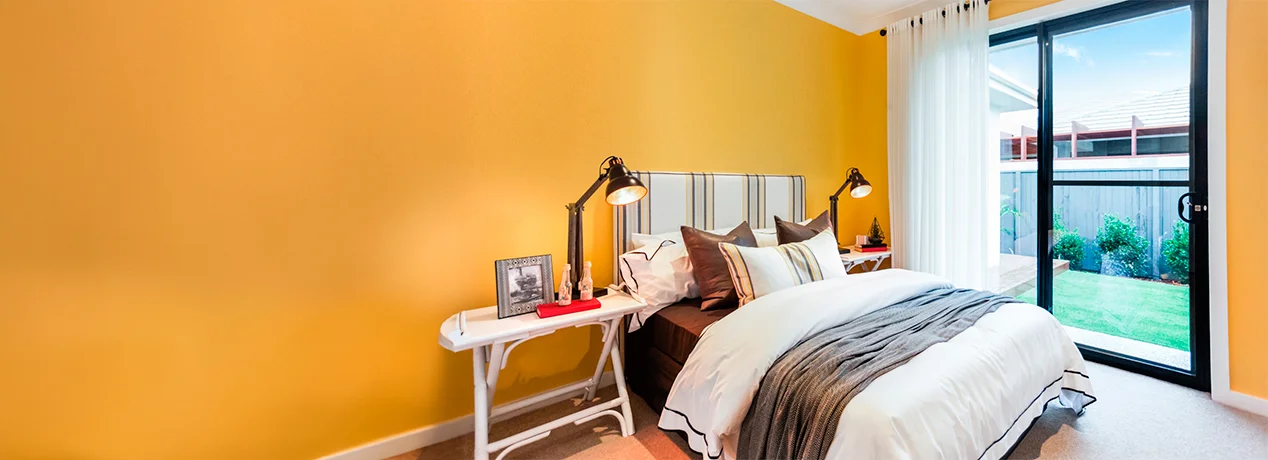 Dormitorio moderno color amarillo